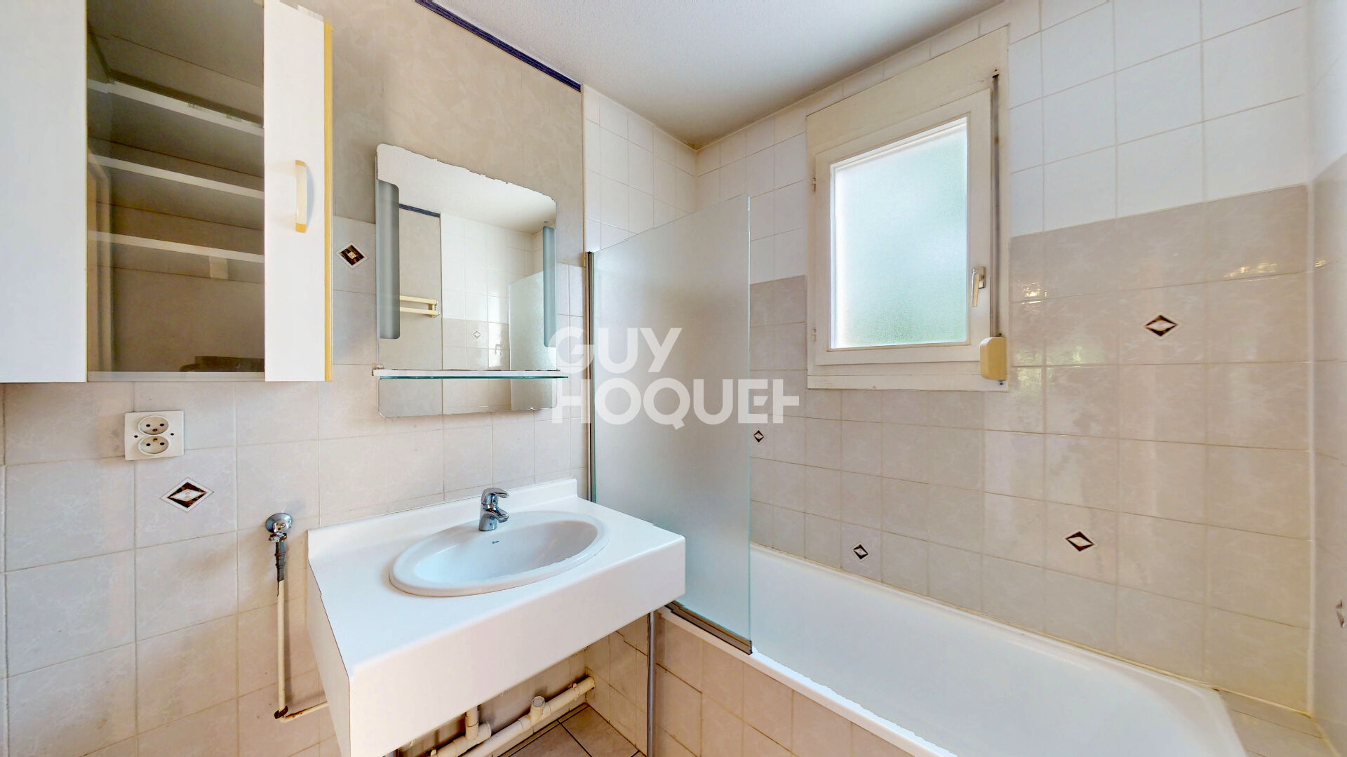 ANNECY-LE-VIEUX - Appartement T3 traversant avec terrasse, garage et cave