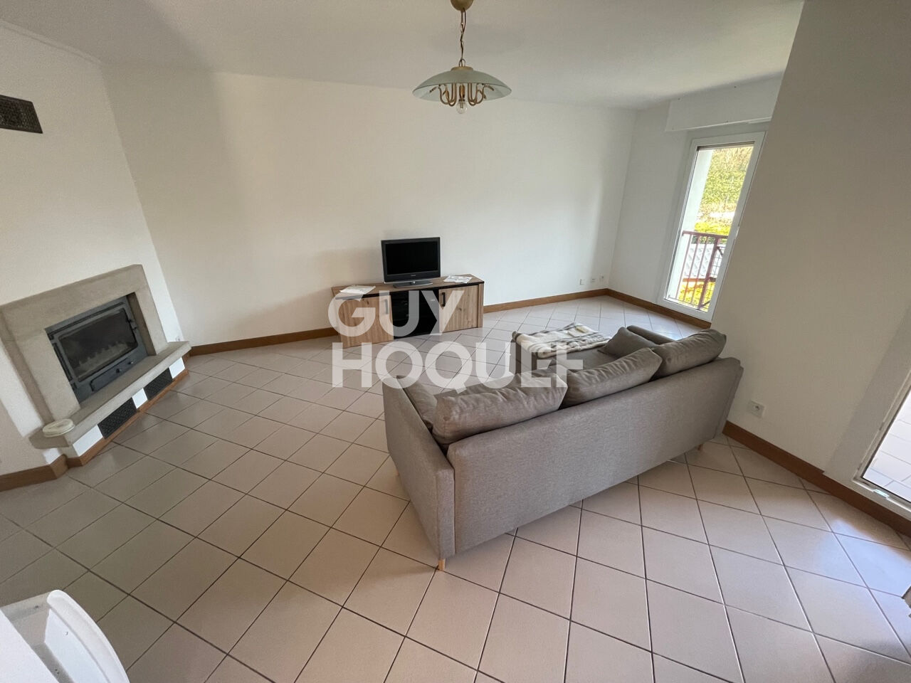 A LOUER APPARTEMENT T4 DUPLEX