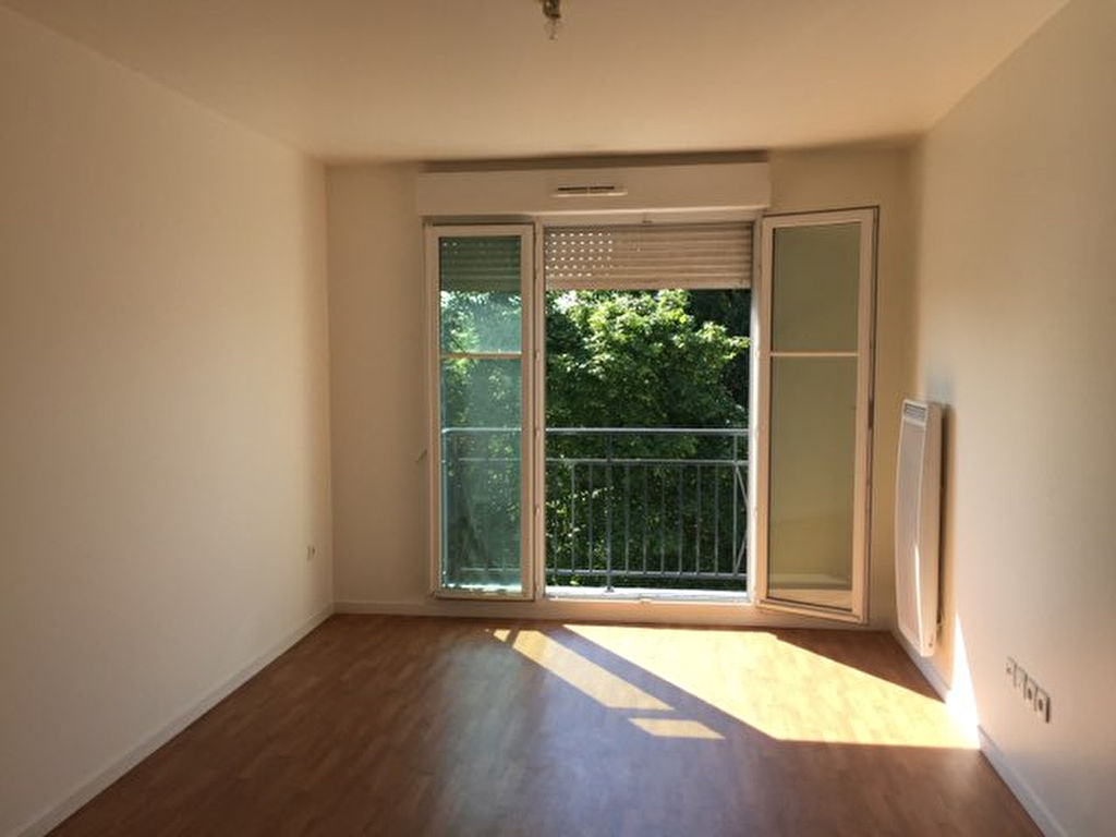 À vendre, appartement d'environ 40,76 m² à WISSOUS (91320).