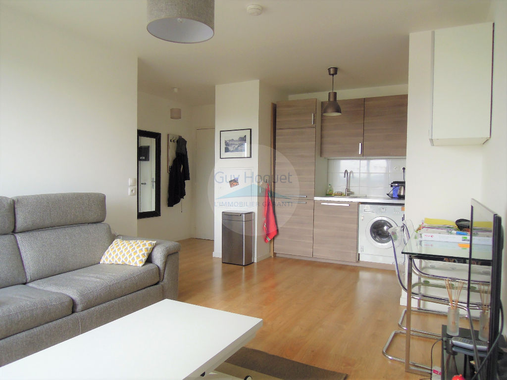 LOCATION : appartement 2 pièces (39 m²) à FRESNES