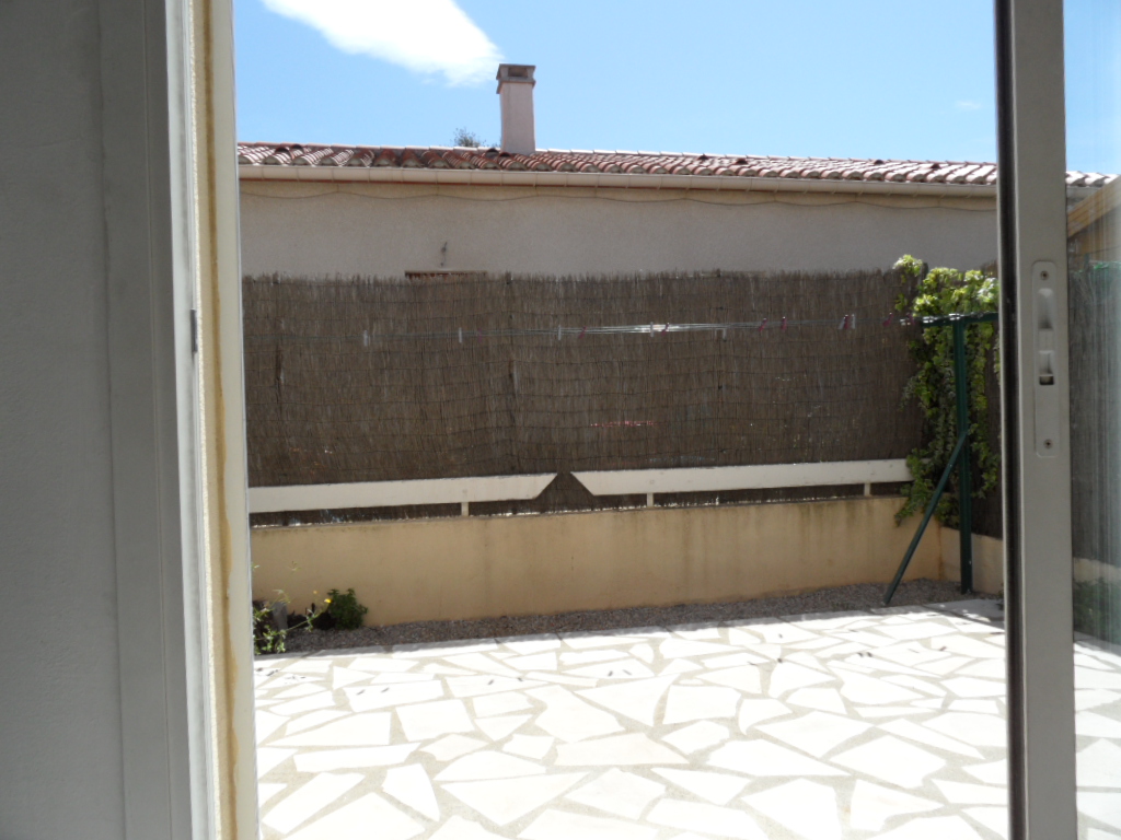 Argeles village, proche centre, Maison T3 disponible fin juin 2016.
