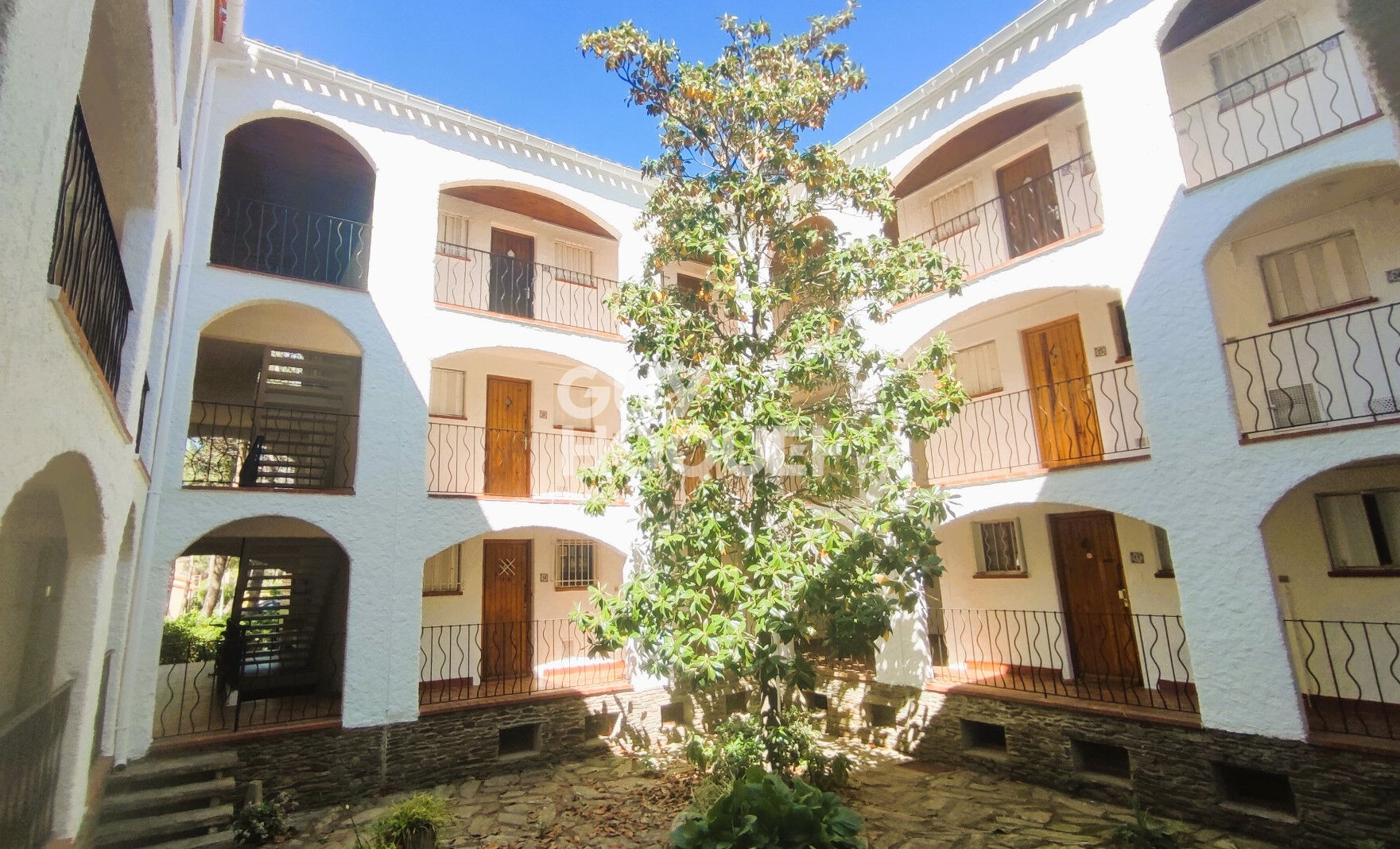 Appartement RDC 25 m2 avec terrasse