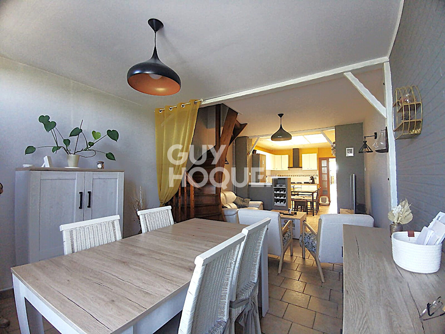 Maison de 100 m² avec jardin