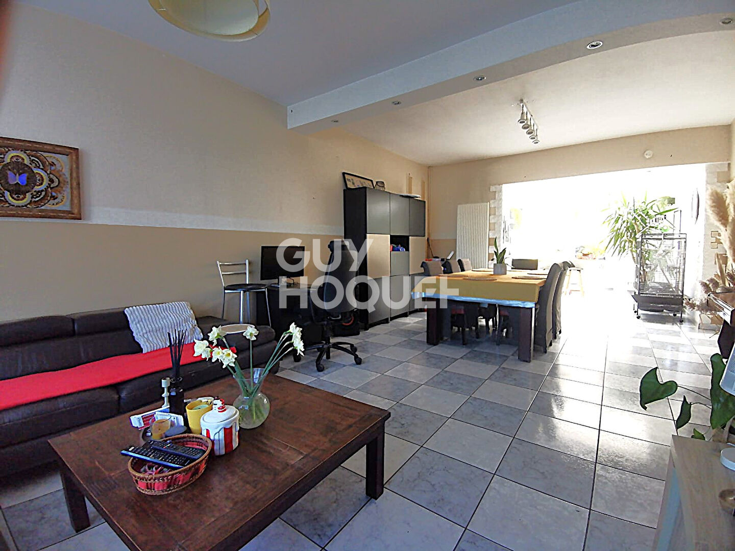 Exclusivité Guy Hoquet : Maison à vendre à Houplines, un véritable havre de paix à 243 300 