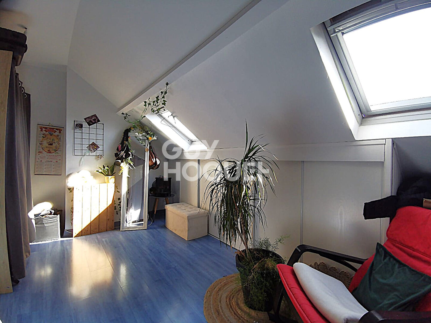 Exclusivité Guy Hoquet : Maison à vendre à Houplines, un véritable havre de paix à 243 300 