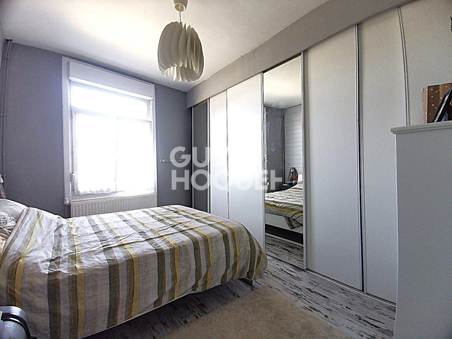 Exclusivité Guy Hoquet : Maison à vendre à Houplines, un véritable havre de paix à 243 300 