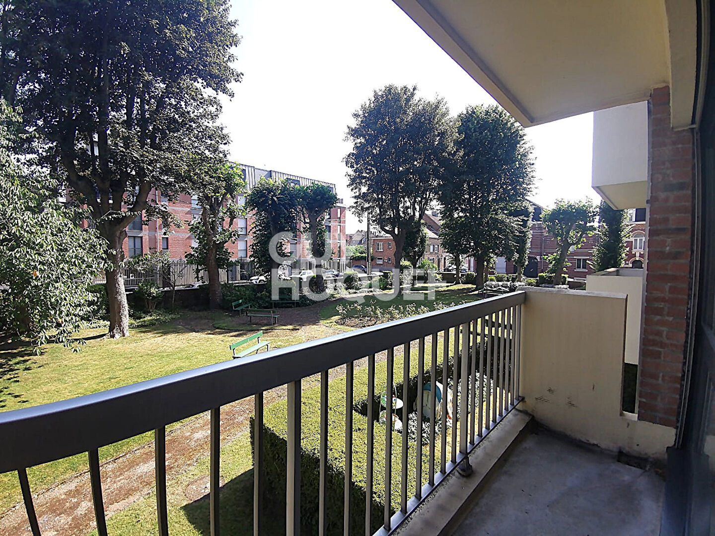 Appartement 47 m² : balcon + parking Centre République