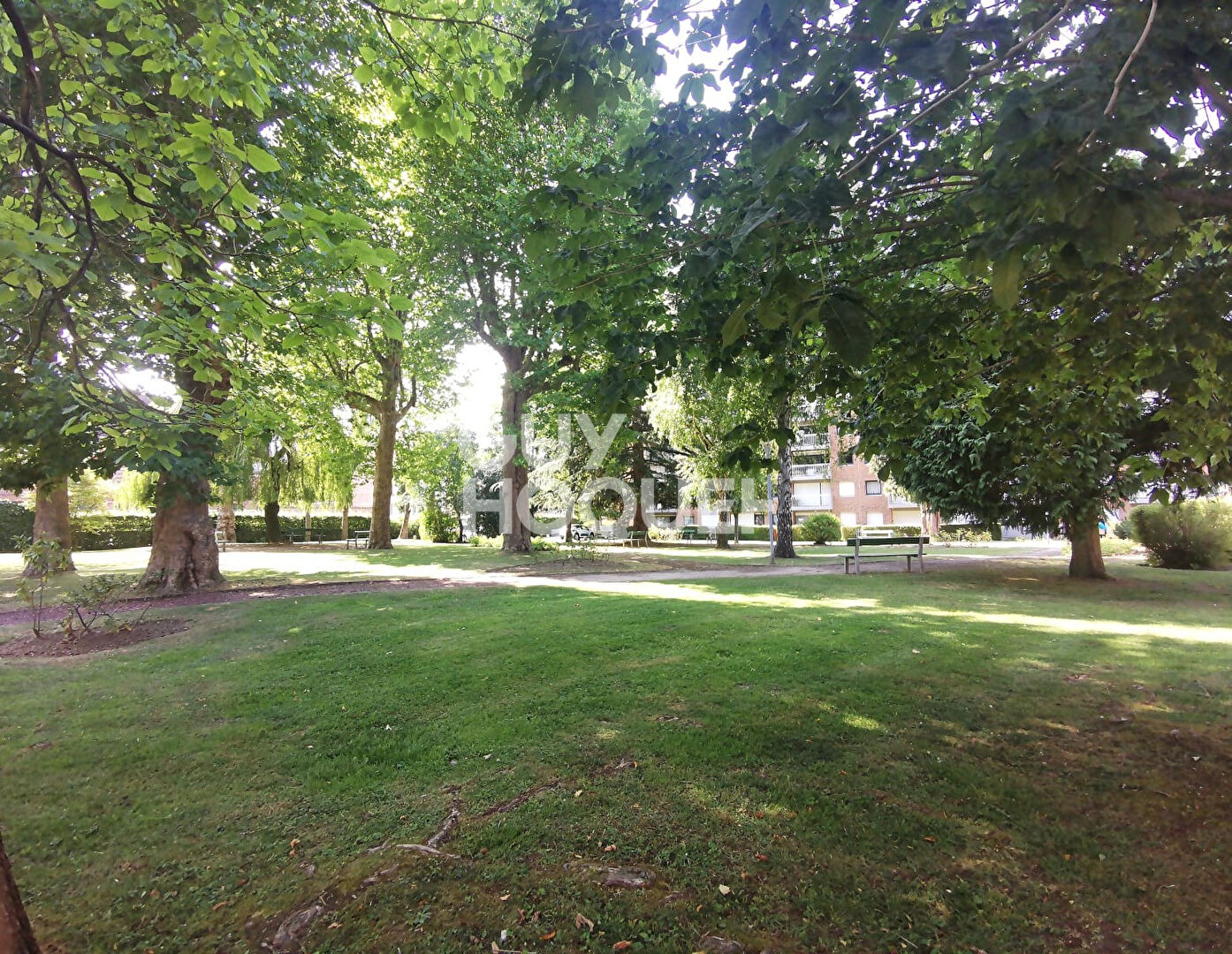 Appartement 47 m² : balcon + parking Centre République