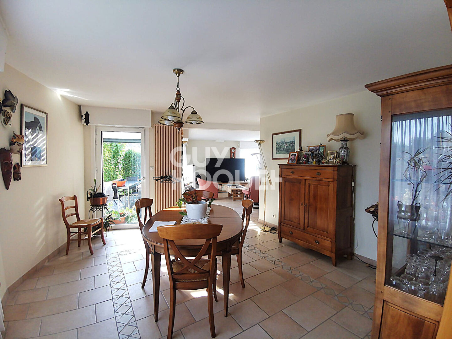 Villa individuelle : jardin & garage