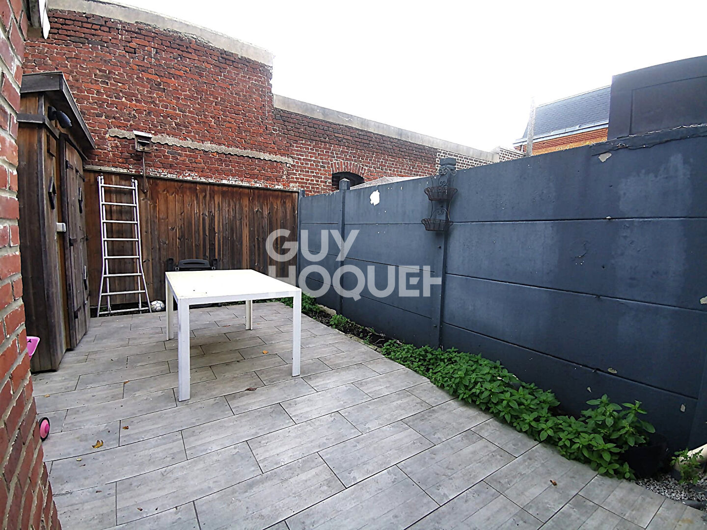 Charmante Maison à Houplines avec extérieur