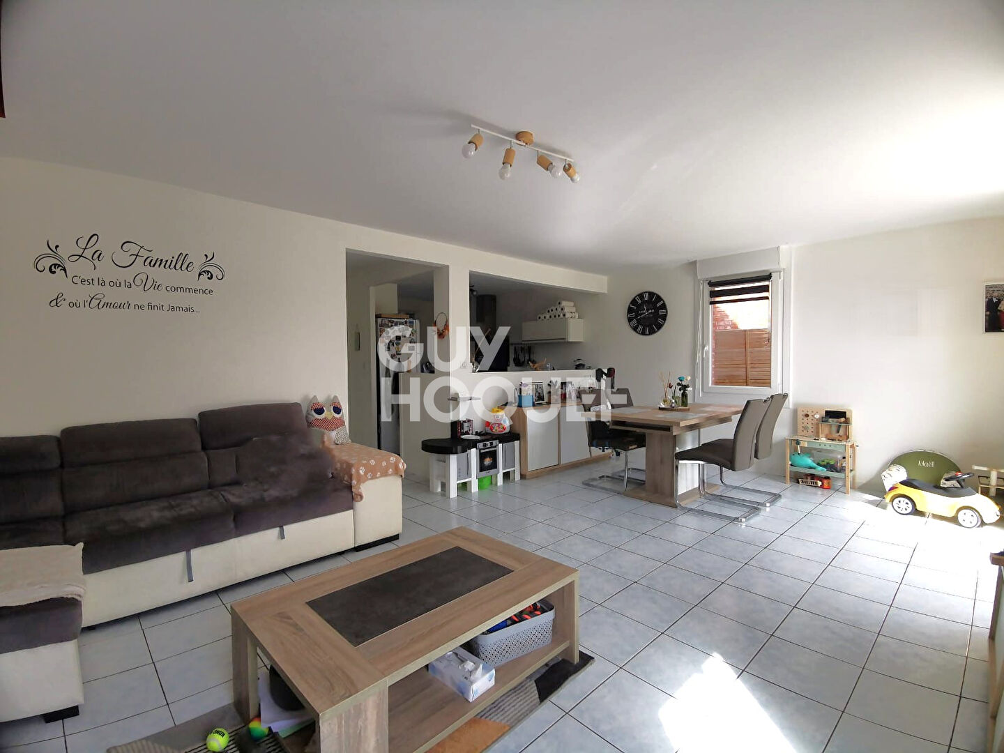 Semi individuelle récente avec jardin et garage