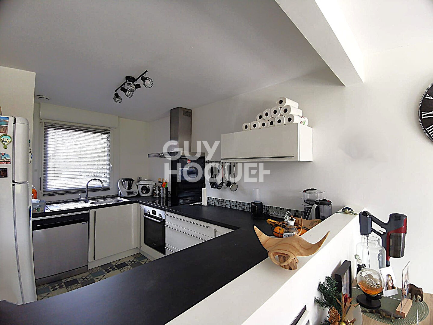 Semi individuelle récente avec jardin et garage