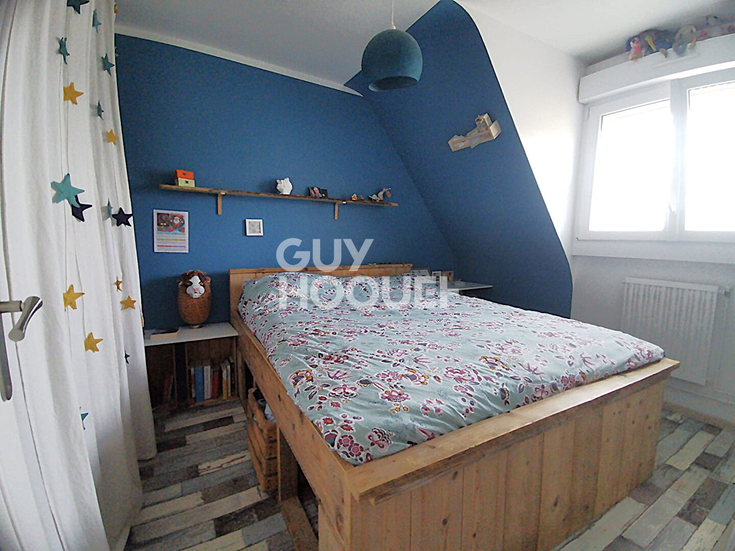 Maison familiale avec 5 chambres, garage et grand jardin