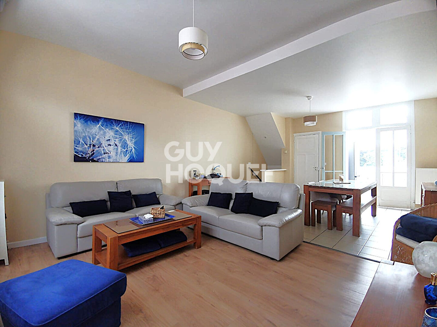 Centre République : maison avec jardin & garage