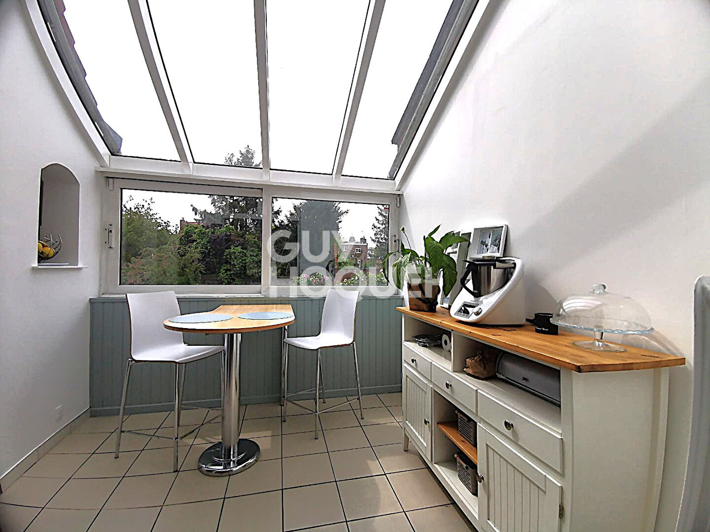 Centre République : maison avec jardin & garage