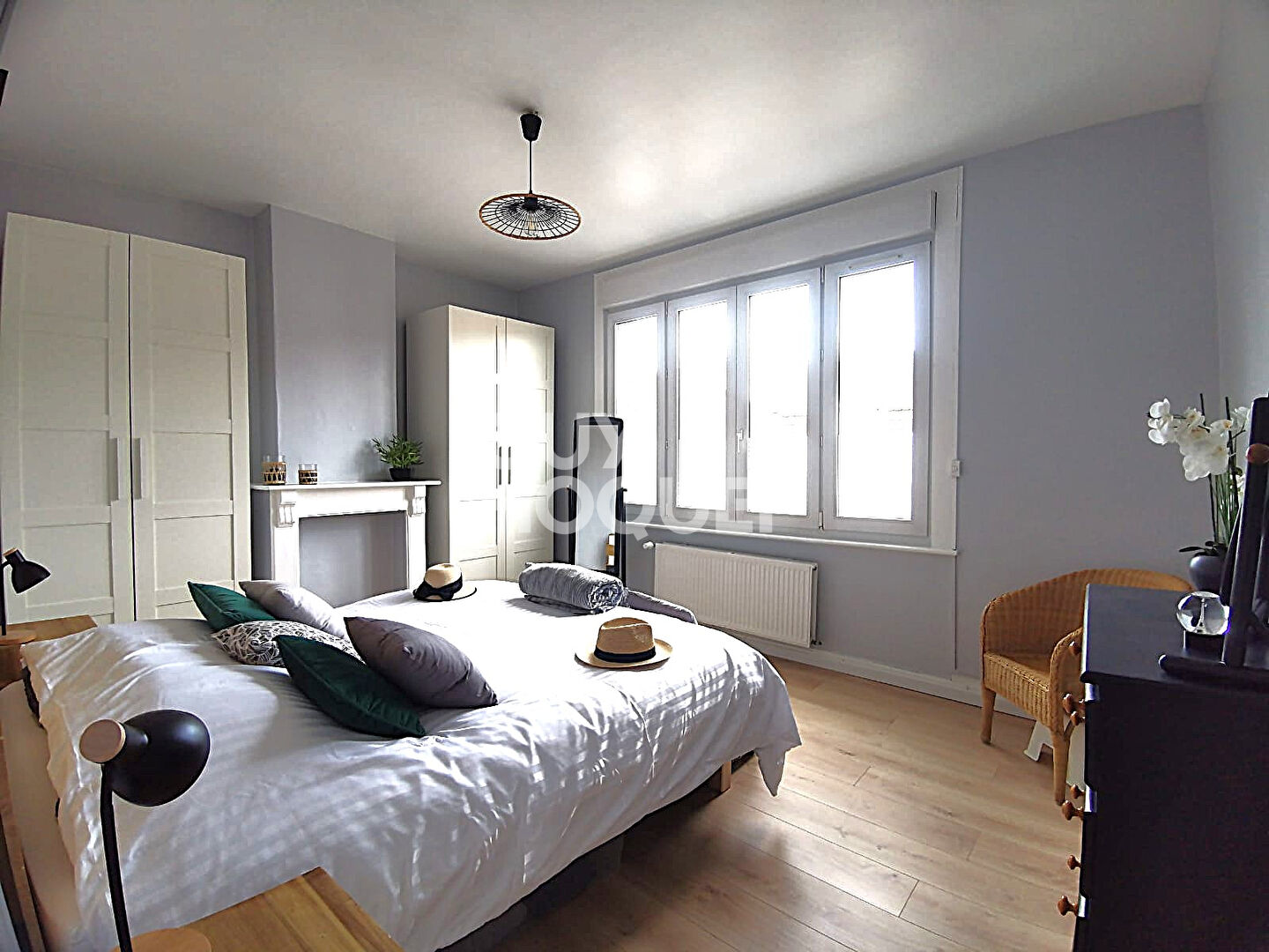 Centre République : maison avec jardin & garage