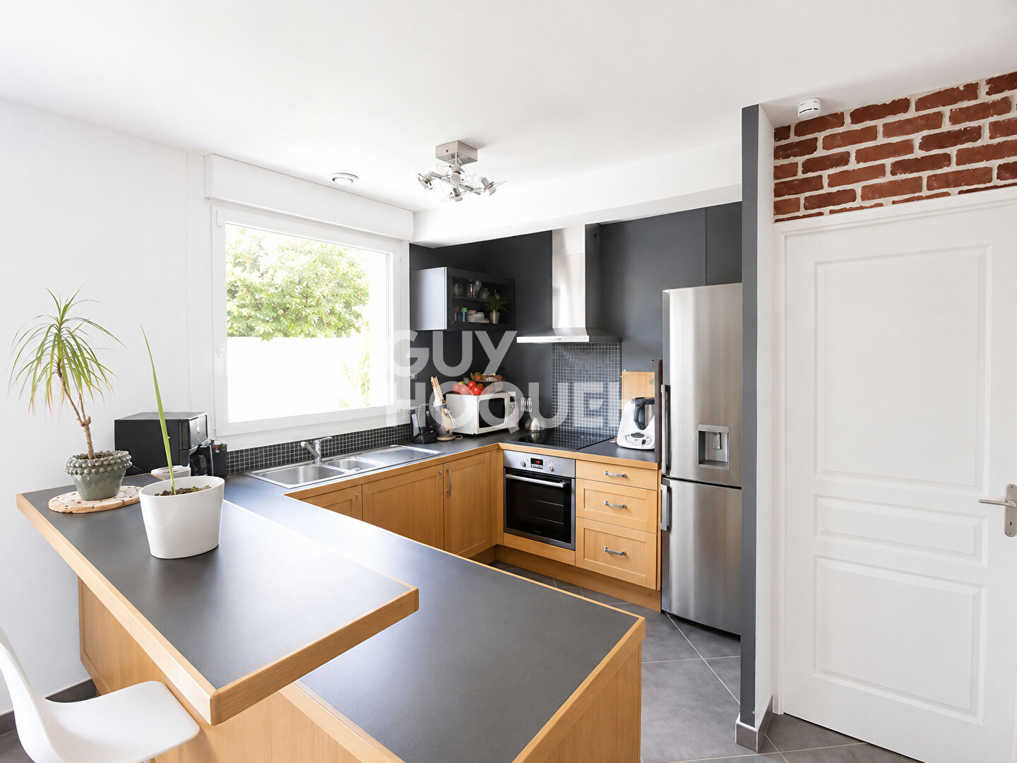 Bois Grenier : Maison avec jardin & garage