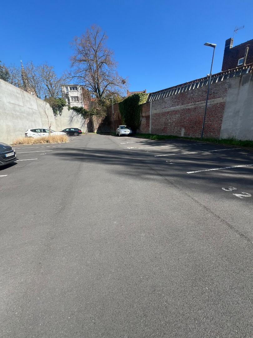 Place de Parking sur Armentieres centre