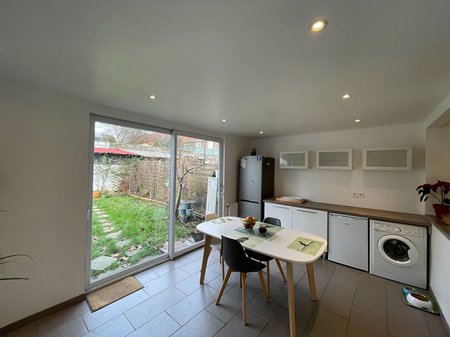 LOCATION d'une maison meublée 4 pièces (78 m²)