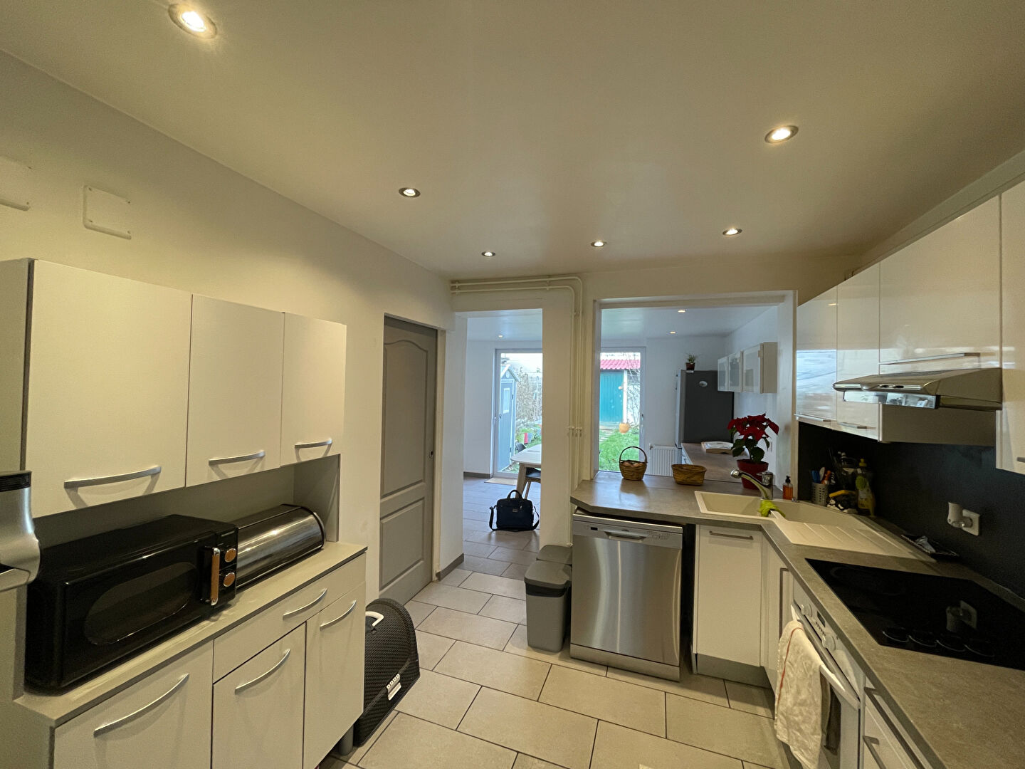 LOCATION d'une maison meublée 4 pièces (78 m²)