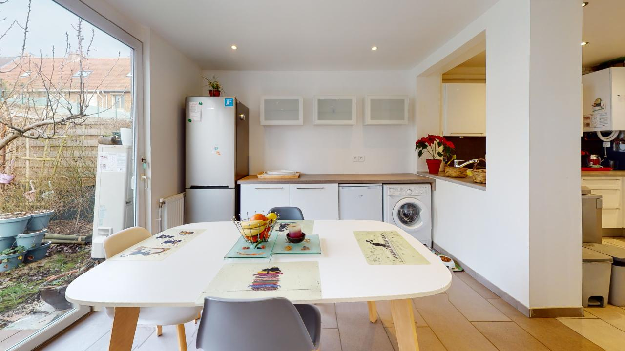 LOCATION d'une maison meublée 4 pièces (78 m²)