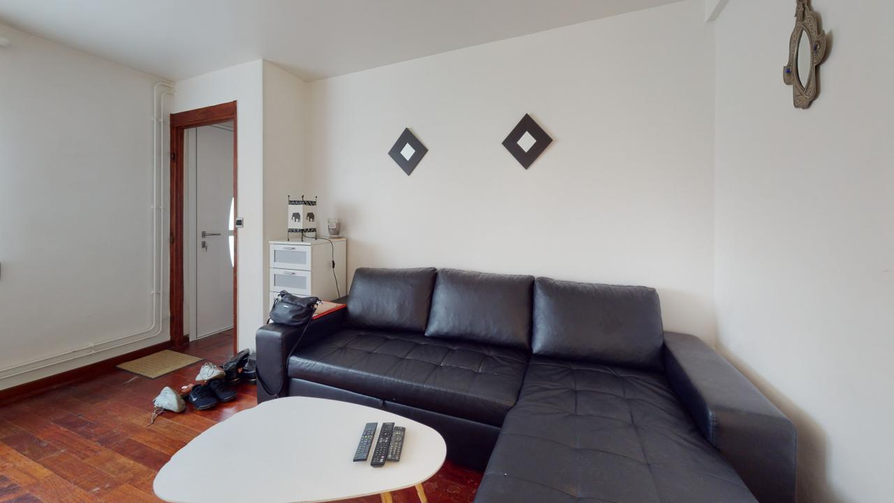 LOCATION d'une maison meublée 4 pièces (78 m²)