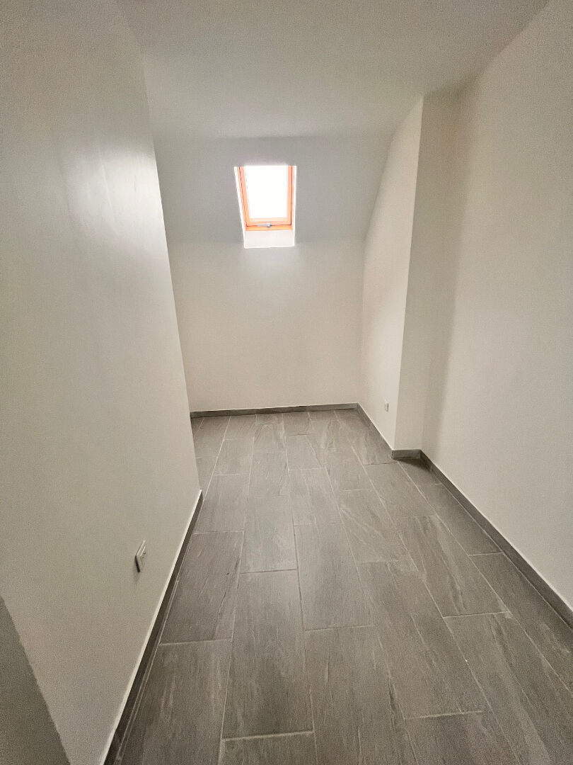 Appartement rénové 3 pièces 57.22 m2 - Bully Les Mines