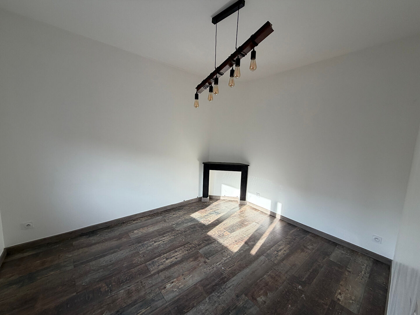 Immeuble mixte - Local commercial + logement - Secteur recherché de Lambersart