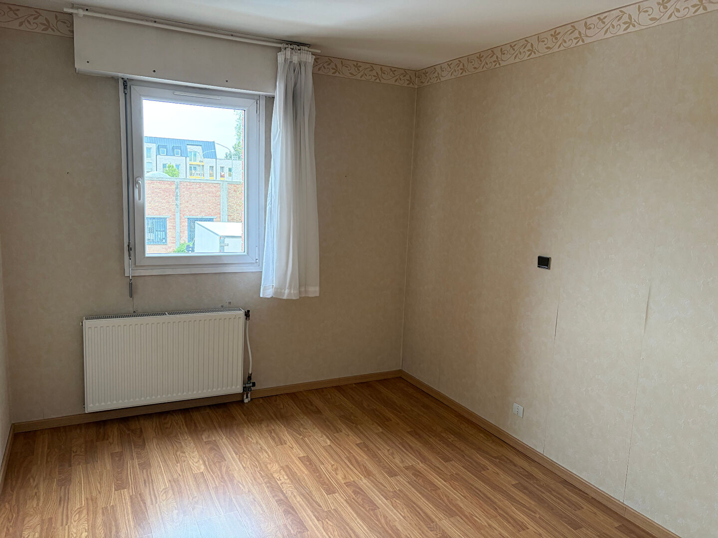 APPARTEMENT T3 LAMBERSART  VERGHELLES