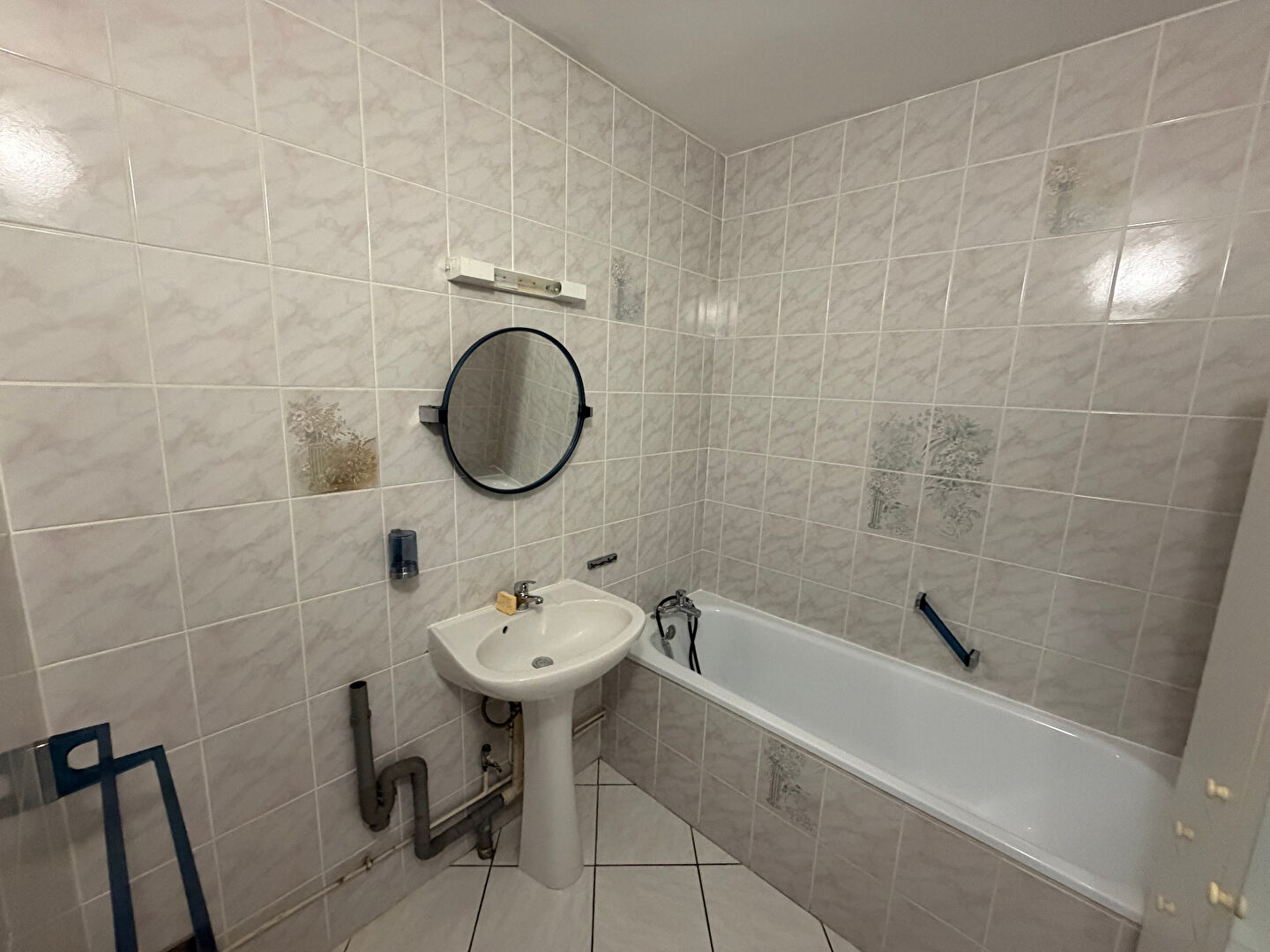 APPARTEMENT T3 LAMBERSART  VERGHELLES