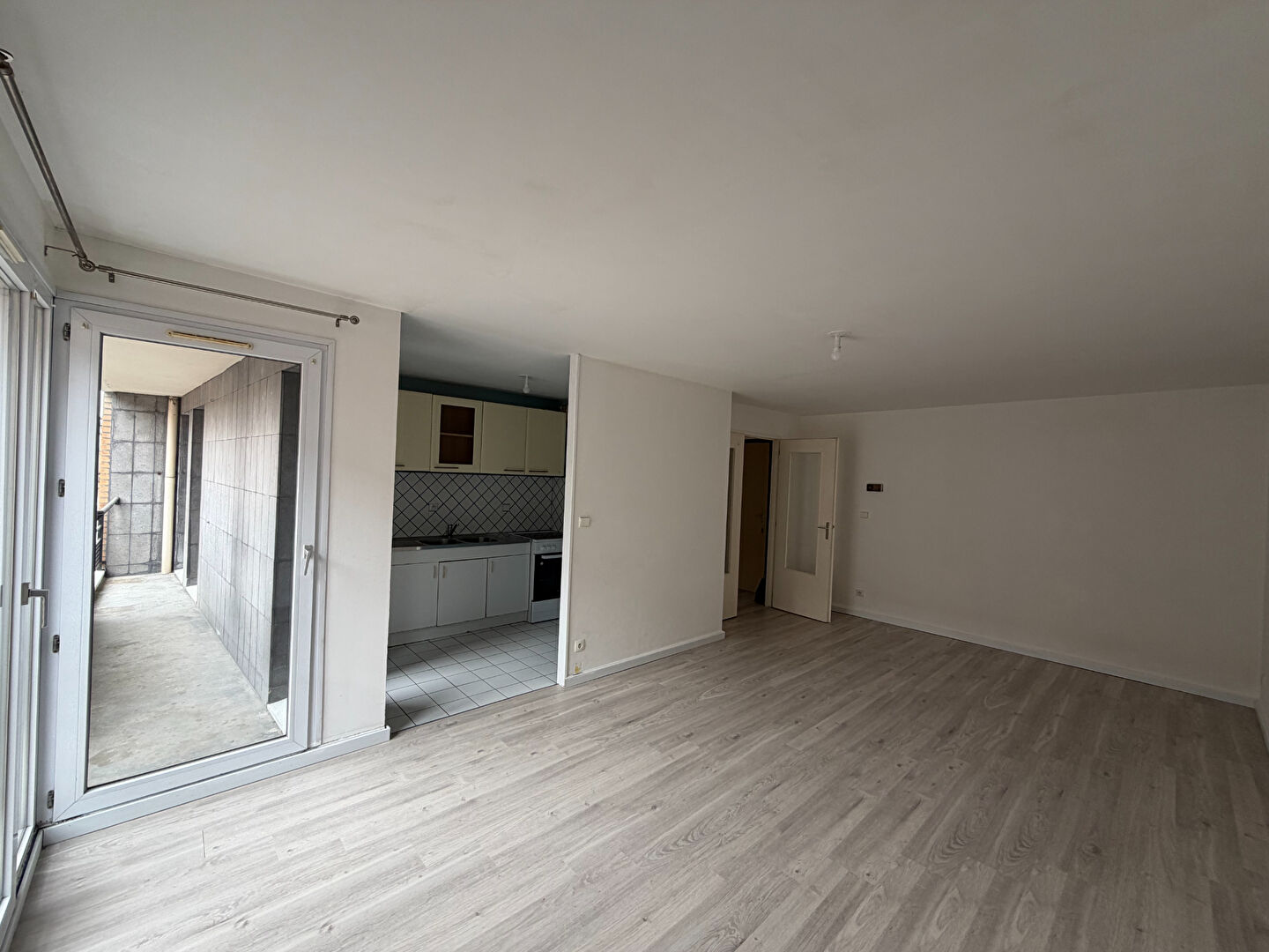 LILLE ? SECTEUR VAUBAN Appartement T3 avec balcon et parking
