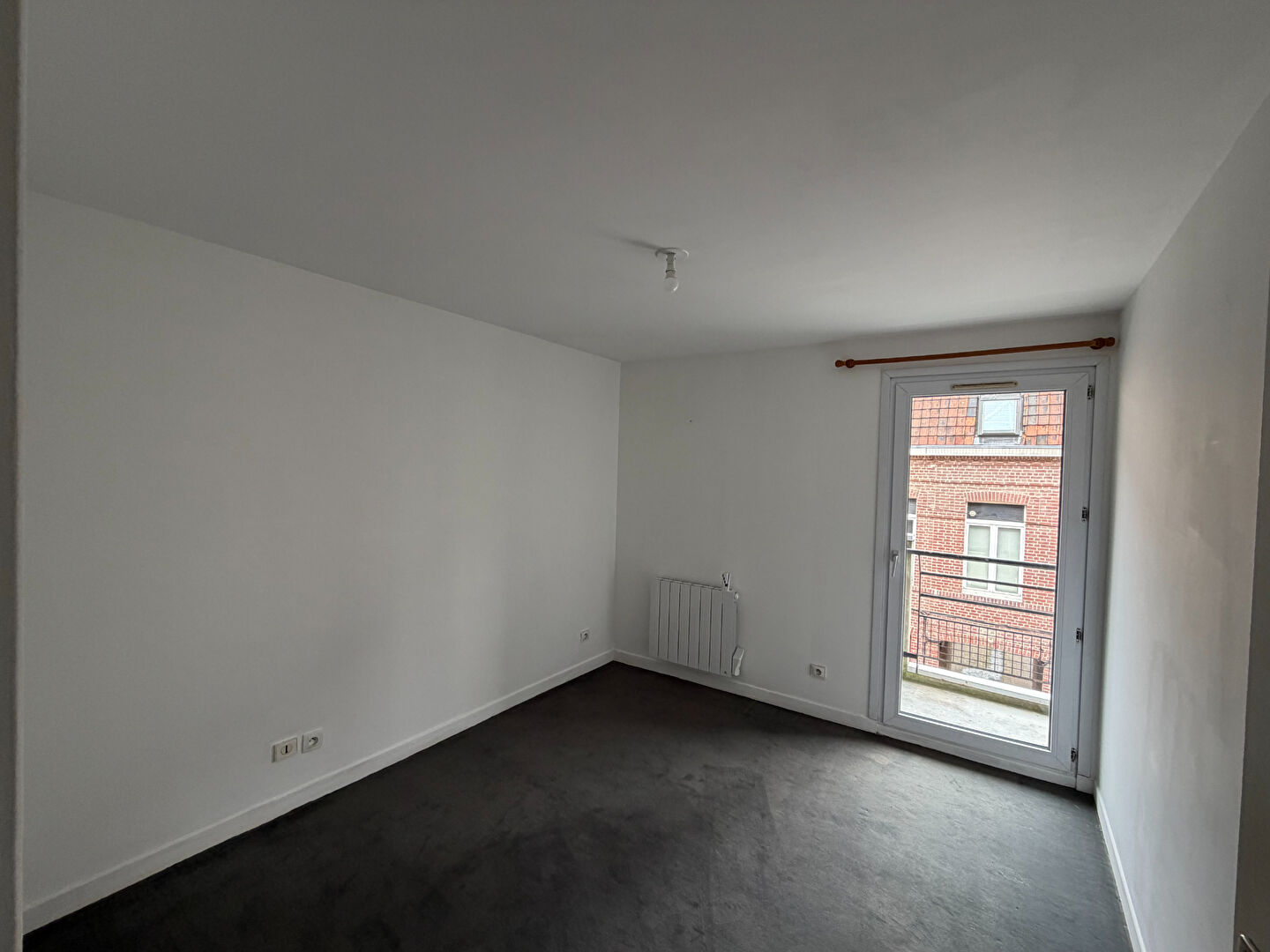 LILLE ? SECTEUR VAUBAN Appartement T3 avec balcon et parking