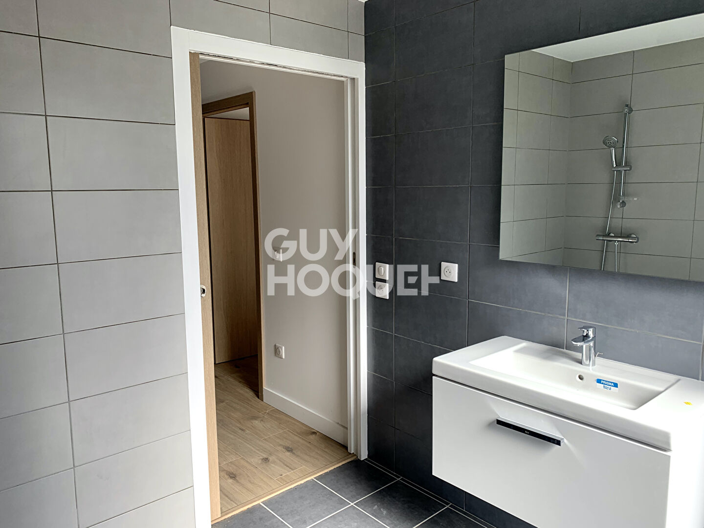 Appartement neuf avec terrasse