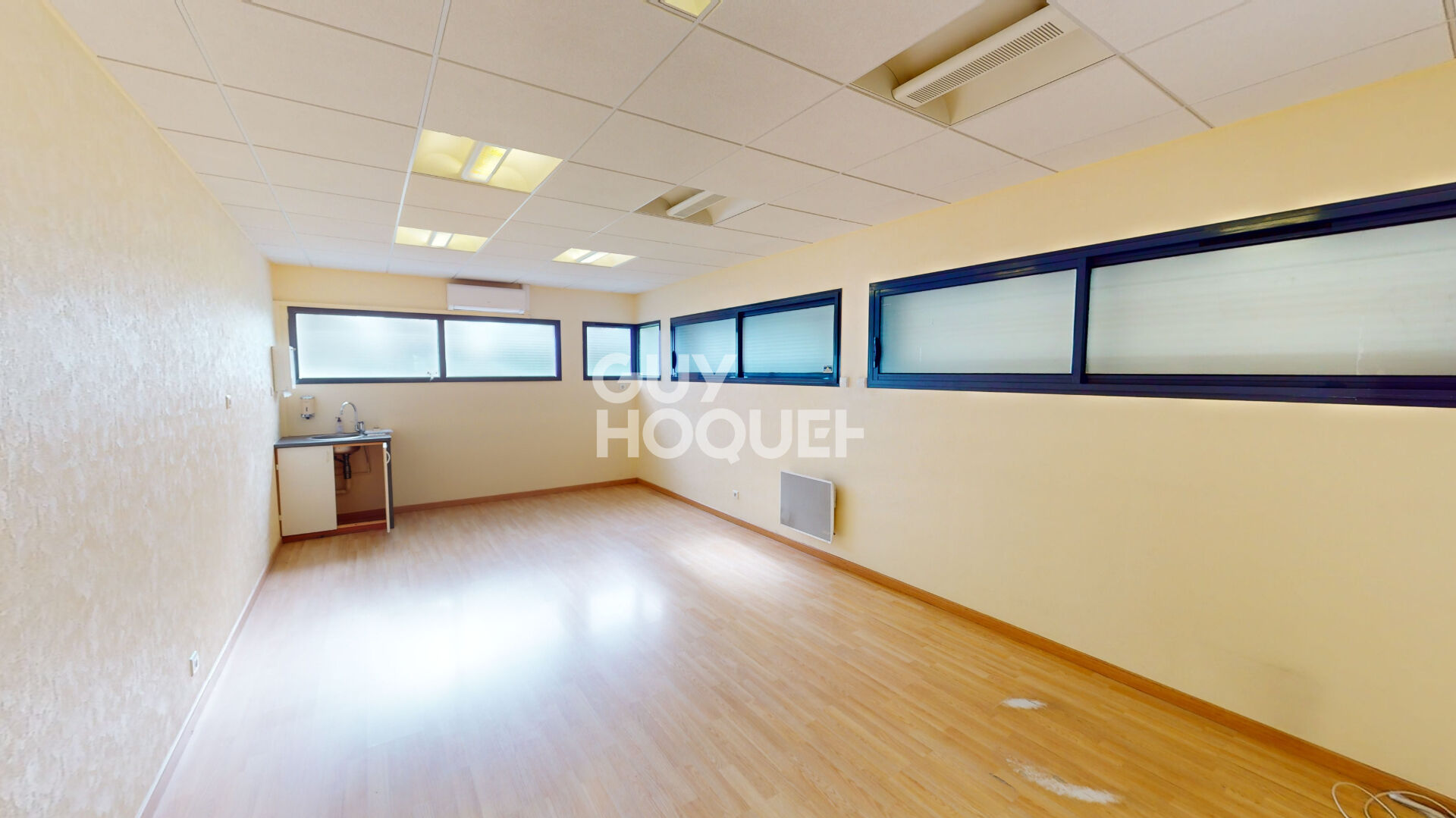 Batiment à vendre à Mourenx - Référence 1463