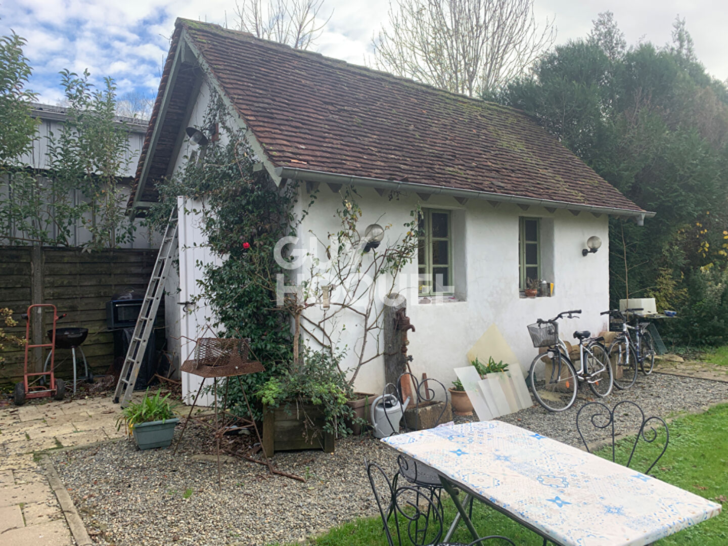 Ensemble immobilier composé de deux maisons