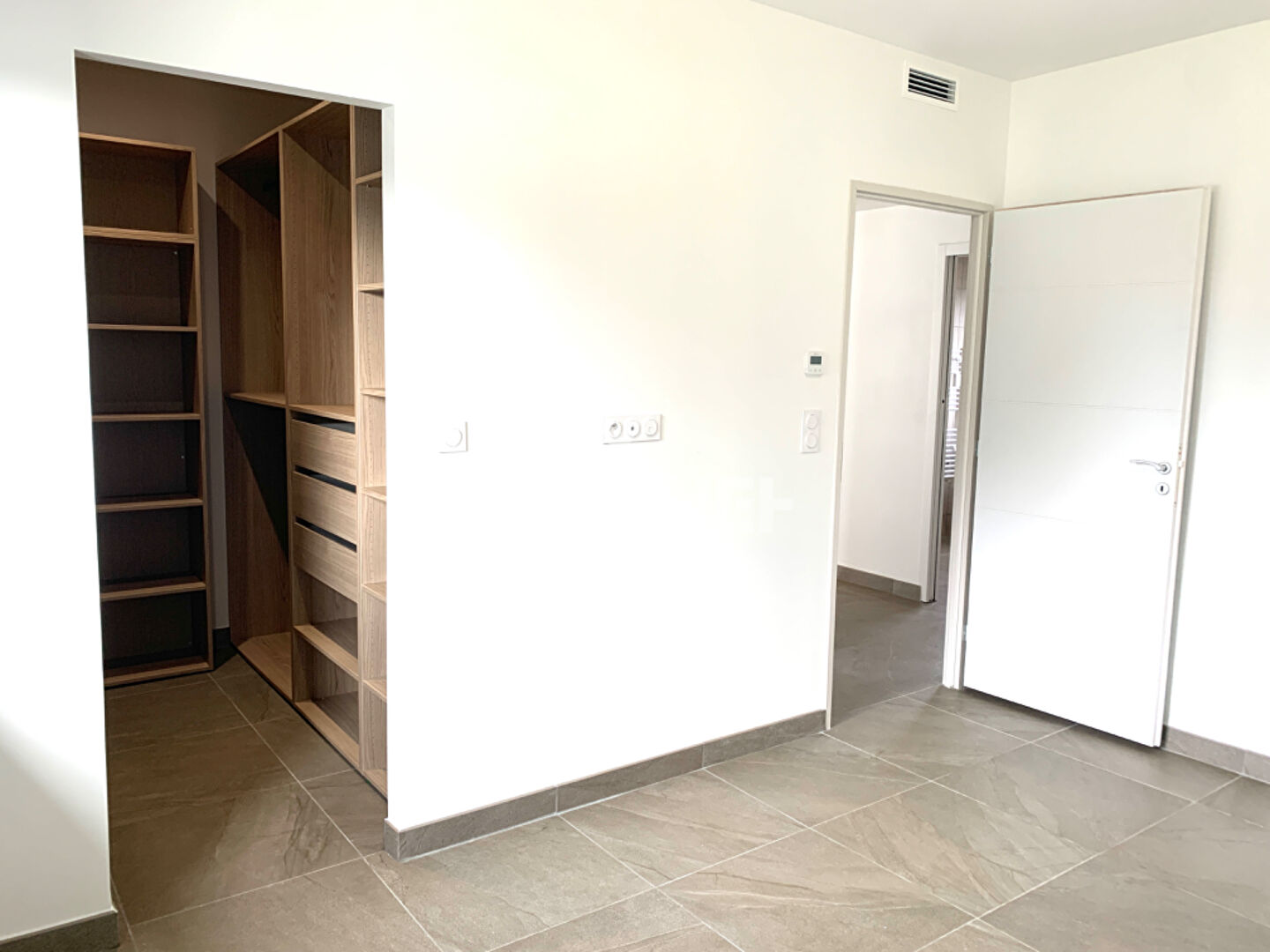 Maison neuve - 2 chambres - confort et modernité.