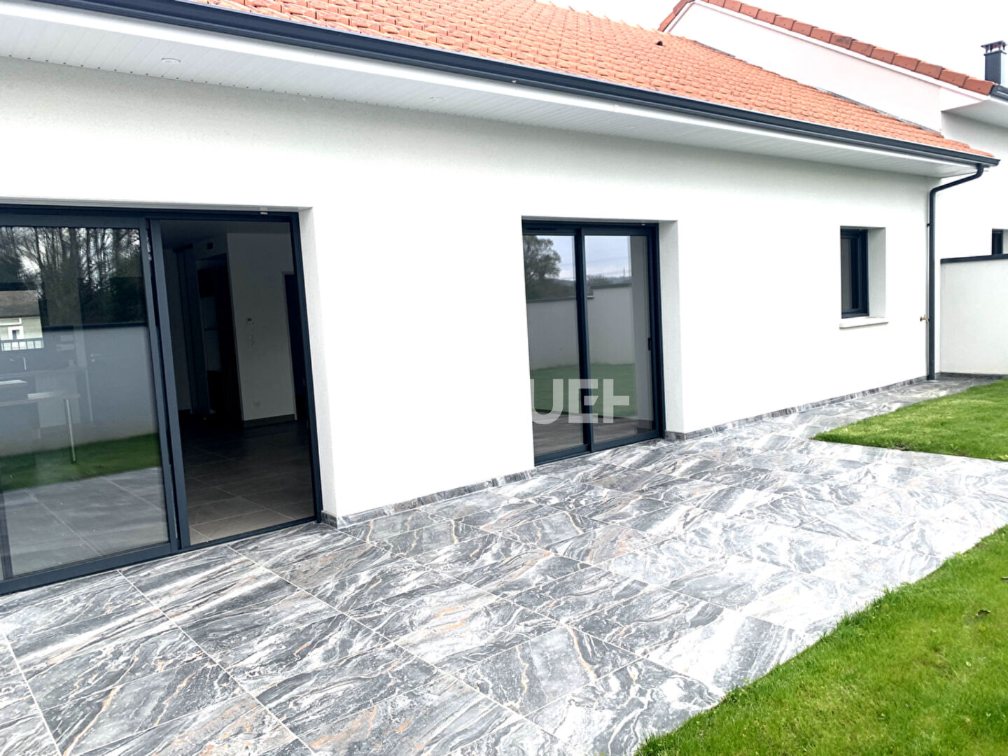 Maison neuve - 2 chambres - confort et modernité.