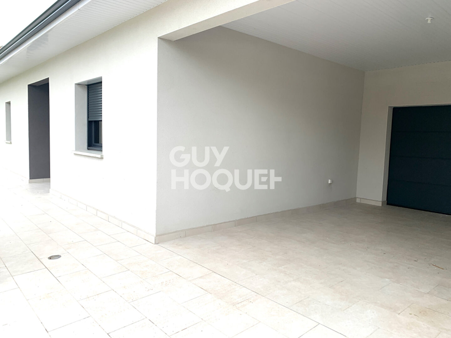 Maison Neuve - 3 chambres + 1 bureau avec piscine et garage