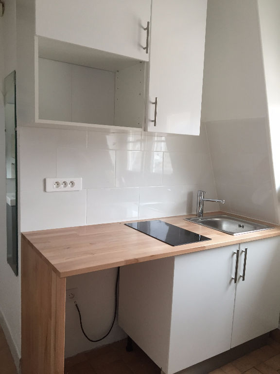 Studette meublée Saint Cloud 1 pièce 10 m2