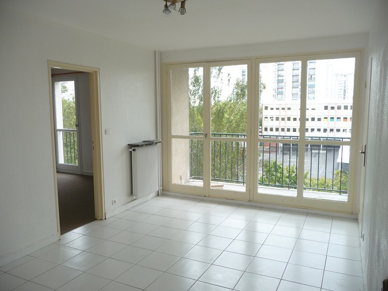 2 PIECES - PARC CHANTERAINES