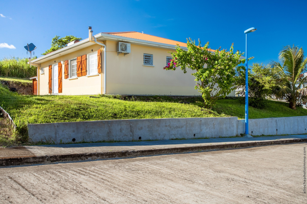 Maison Riviere Salee 5 pièce(s) 102.30 m2