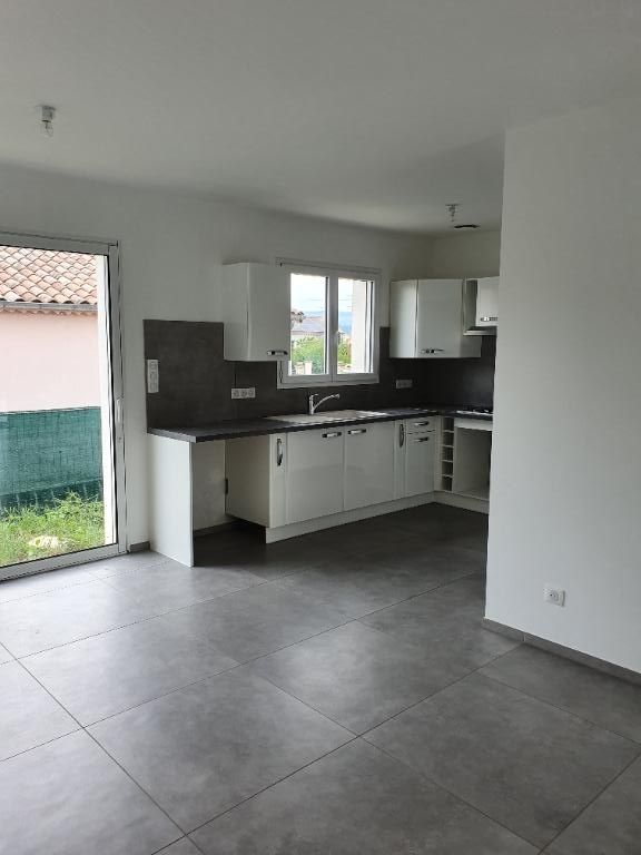 Maison individuelle de 100 m² avec 3 chambres et jardin