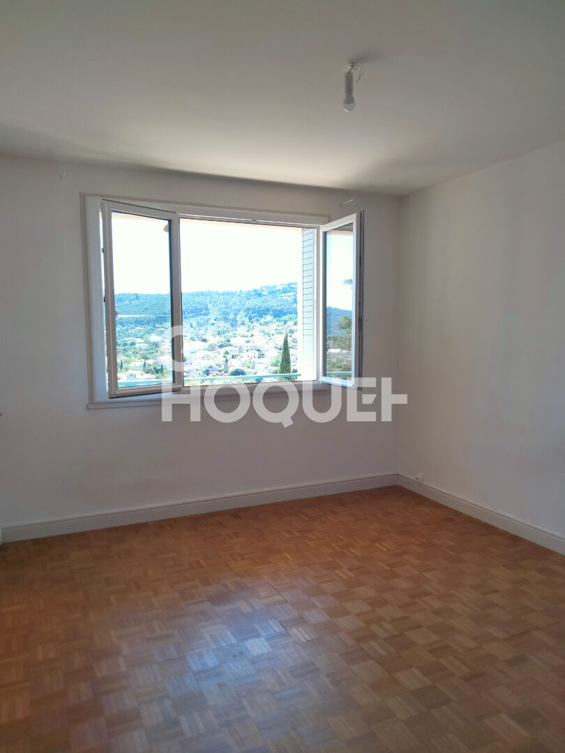 Appartement Aubenas 3 pièce(s) 66 m2