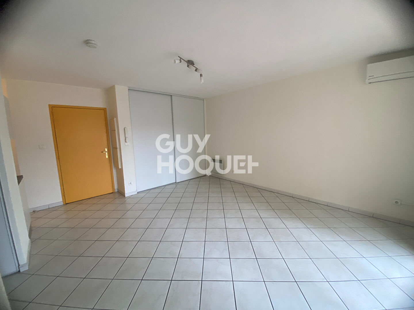 Appartement Aubenas 2 pièce(s)