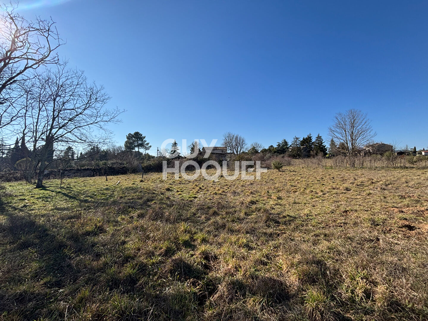 Magnifique terrain de 1800 m² sur Vinezac