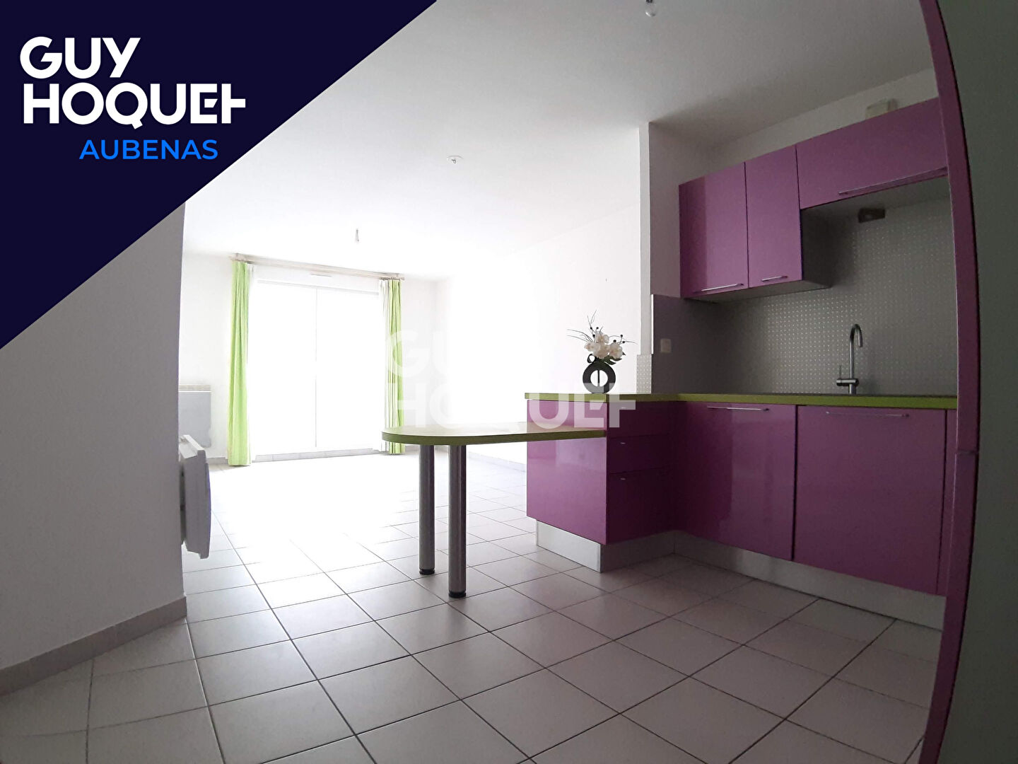 Appartement Aubenas 4 pièce(s) 75.93 m2