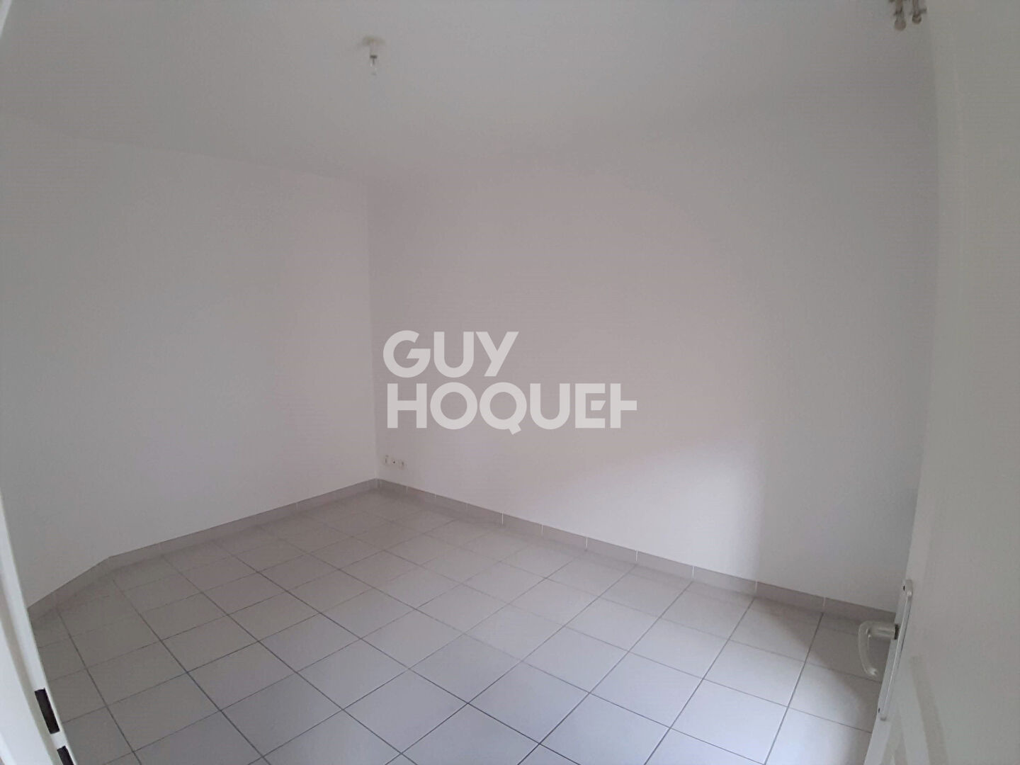 Appartement Aubenas 4 pièce(s) 75.93 m2