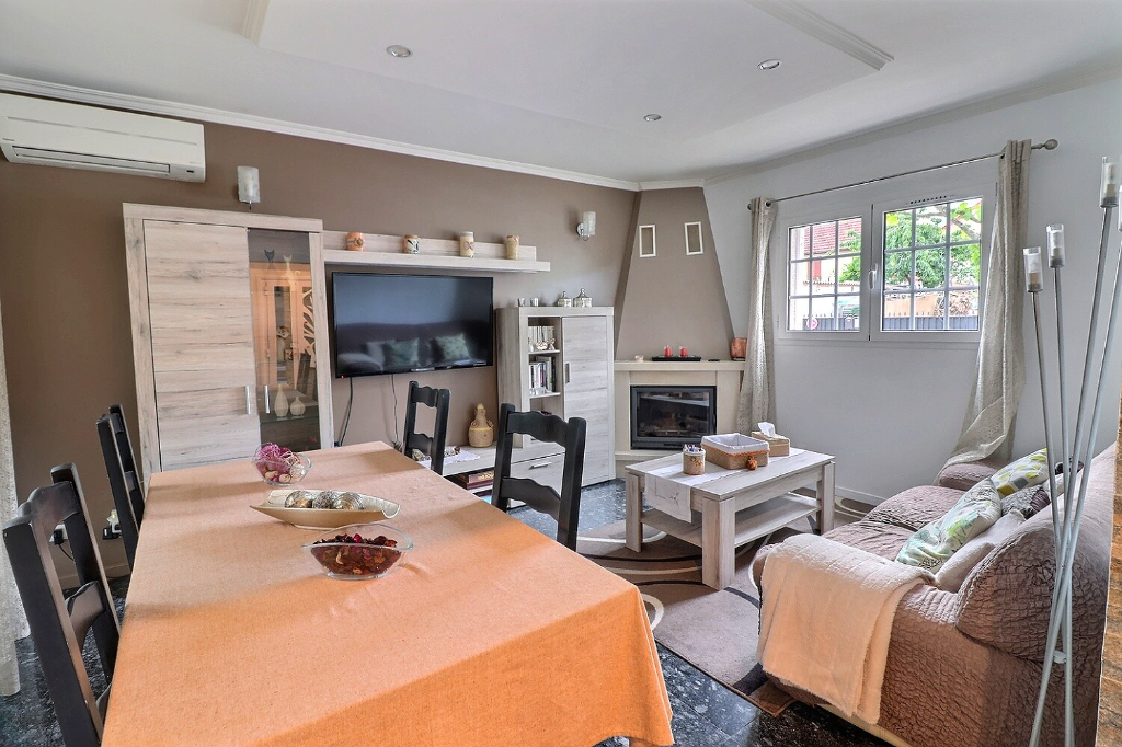 LA COURNEUVE : maison T4 à vendre