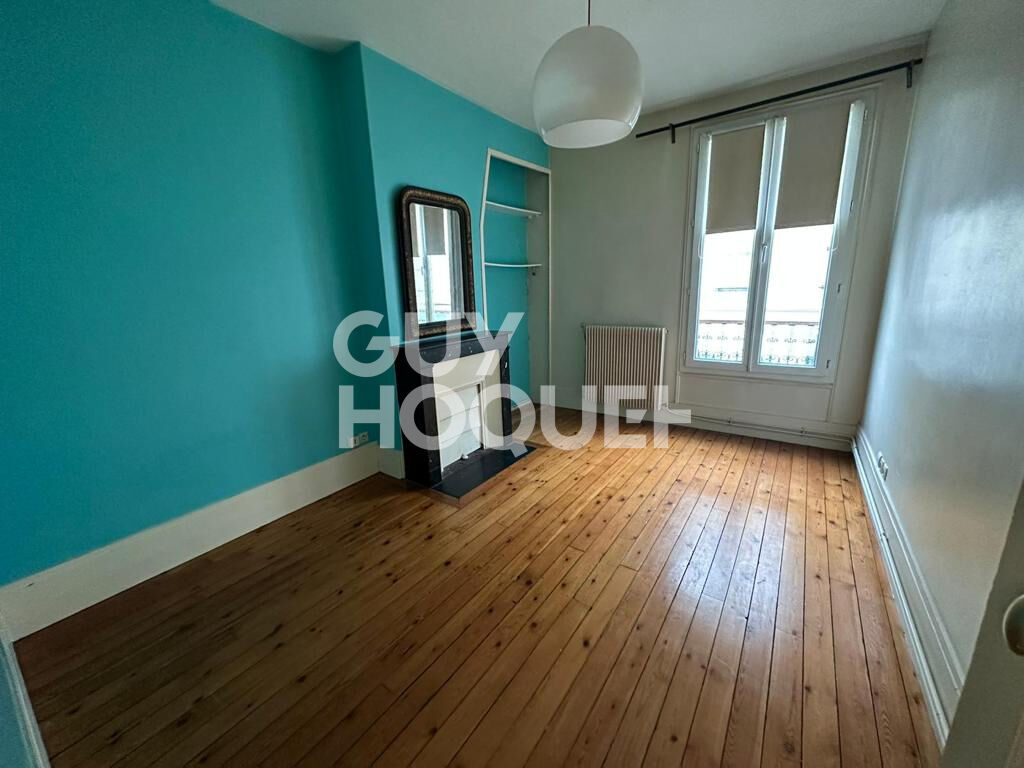 A LOUER ! APPARTEMENT 2 PIECES 33 M² - SAINT DENIS - PROCHE TRAMWAY