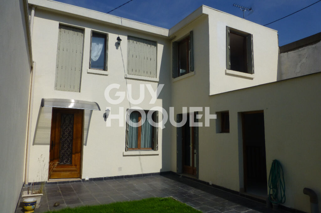 MAISON 3 PIECES AVEC SOUS SOL GARAGE ET JARDIN